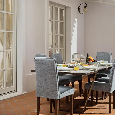 Vikendica Amazing In Vabriga With Kitchen
